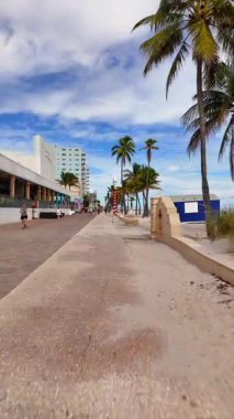 Hollywood Sahili 'nin kış tatili tatil beldesi