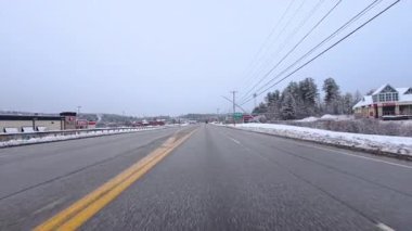 Tilton, NH, ABD - 17 Ocak 2026: Tilton New Hampshire ABD 4K araç kamerası görüntüleri