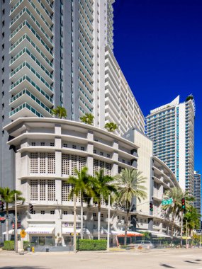 Brickell, FL, ABD - 2 Şubat 2026: Brickell Miami Florida şehir merkezinde karışık kullanım