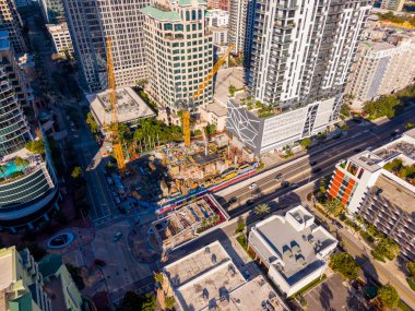 Fort Lauderdale, FL, ABD - 6 Şubat 2026 Andare Konutları Fort Lauderdale Las Olas ve