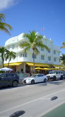 Sosyal medya için Ocean Drive dikey stok görüntüleri