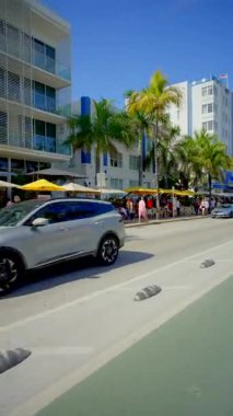 Dikey eğim Miami Sahili Okyanusu 'ndaki otelleri gösteriyor