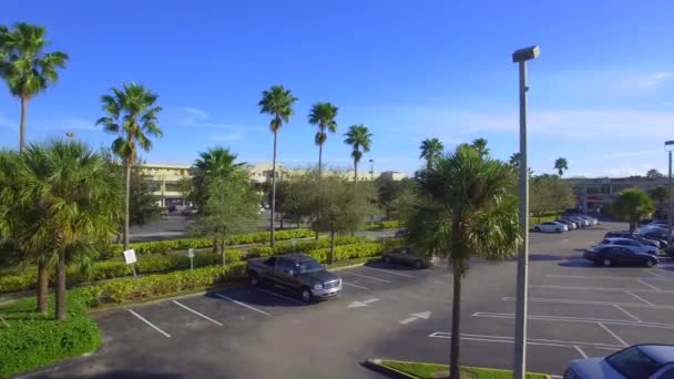 Vidéo 4k aérienne d'un centre commercial Publix Miami FL — Video