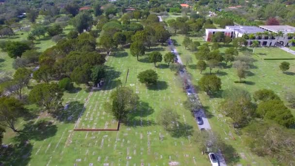 Aerial video of a cemetery — Stock Video