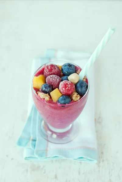 Fresh fruit smoothie — Stock Photo, Image