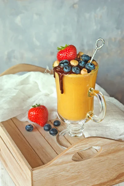 Mango-Dessert-Smoothie — Stockfoto