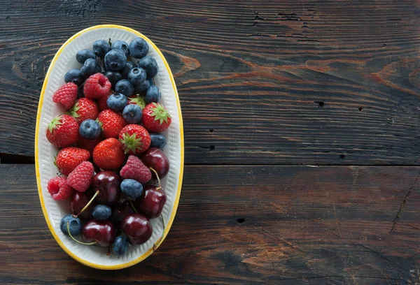 Summer berries top view — Stock Photo, Image