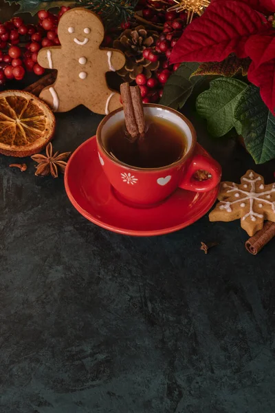 Xícara Natal Chá Biscoitos Decoração Festiva — Fotografia de Stock