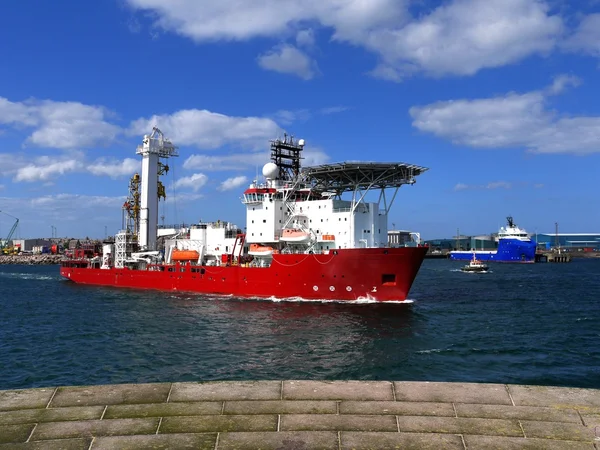 Offshore duiken vaartuig — Stockfoto