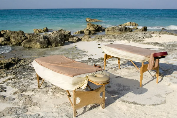 Massage Tables Next to Coastline in Mexico — Stock Photo, Image