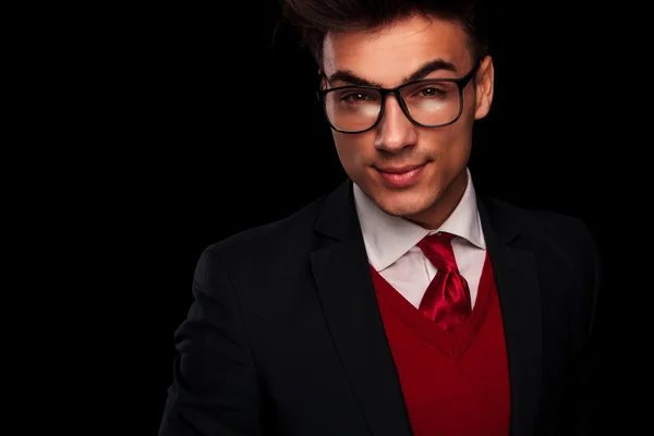 Attractive young man in suit, wearing tie — Stock Photo, Image