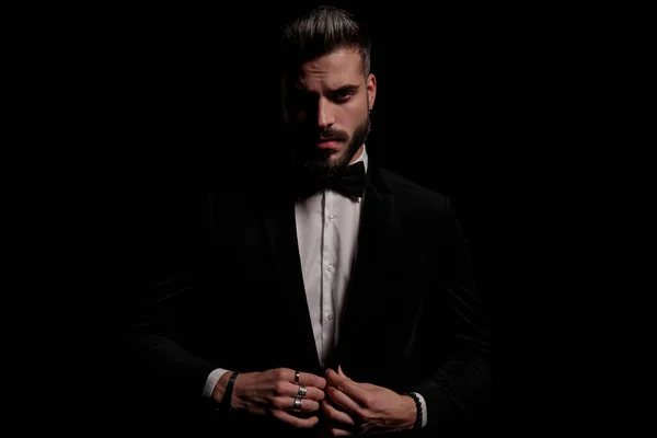 Sexy Confident Bearded Man Buttoning Black Velvet Tuxedo Posing Fashion — Stock Photo, Image