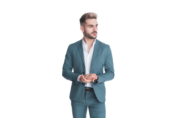 Young Bearded Businessman Suit Untied Shirt Rubbing Palms Curiously Looking — Stock Photo, Image