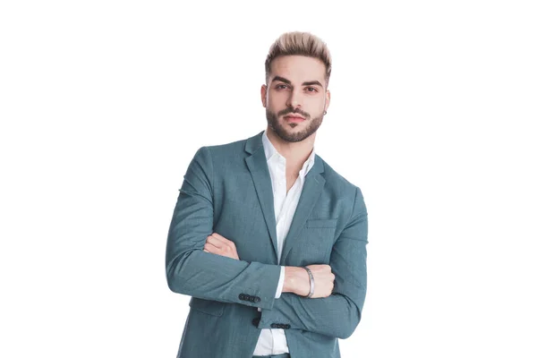 Handsome Bearded Businessman Untied Shirt Suit Crossing Arms Posing White — Stock Photo, Image