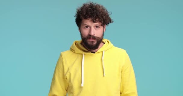 Worried Young Casual Hipster Yellow Sweatshirt Curly Hair Being Nervous — Stock Video