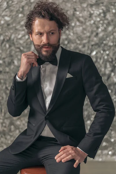 Handsome Bearded Groom Holding Arms Fashion Pose Looking Side While — Stock Photo, Image
