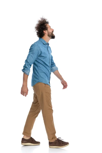 Side View Casual Man Walking His Way Looking White Background — Stock Photo, Image