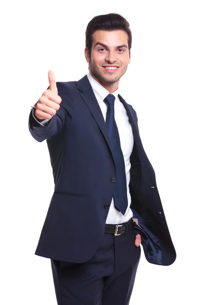 親指を立てるビジネスマン — ストック写真