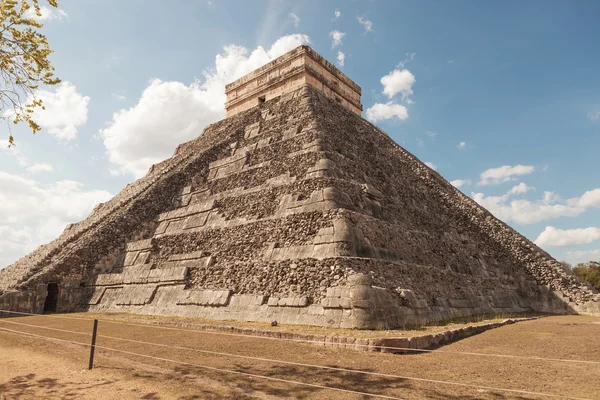 Pirámide en Tulum México . —  Fotos de Stock
