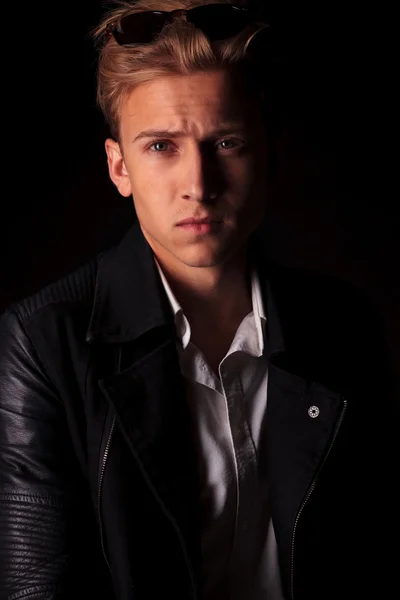 Close up portrait of a handsome young fashion man — Stok fotoğraf