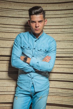 Studio el ile poz denim çocukta geçti