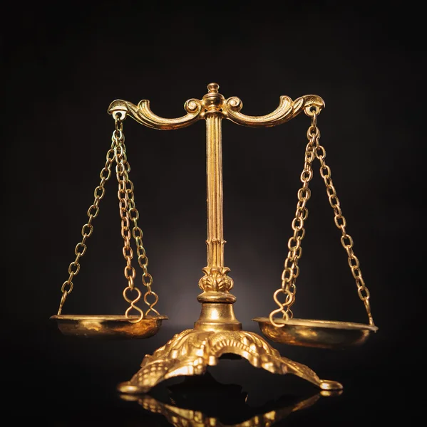 Símbolo de justiça, escalas de lei — Fotografia de Stock