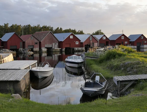 Visser hutten in de zonsondergang — Stockfoto