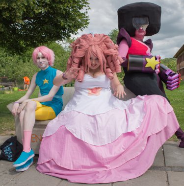 Genç İsveçli cosplayer