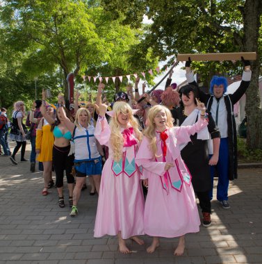 Genç İsveçli cosplayer