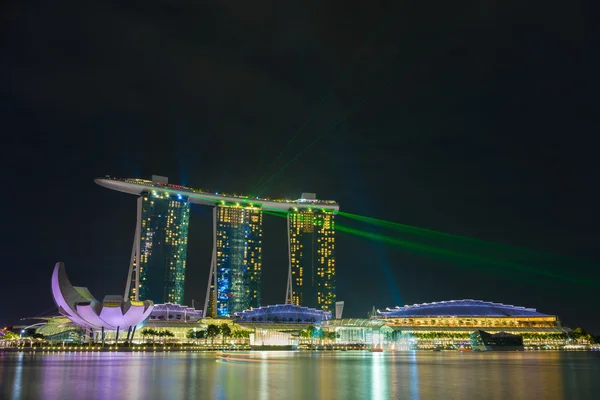 Marina Bay Sands at night during Light and Water Show 'Wonder F — Stock Photo, Image