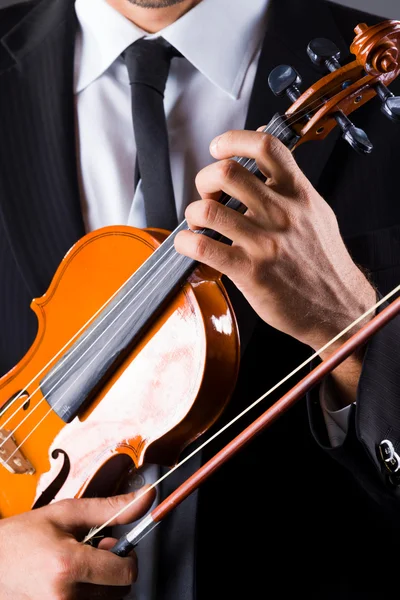 Violinist  playing violin — Stock Photo, Image