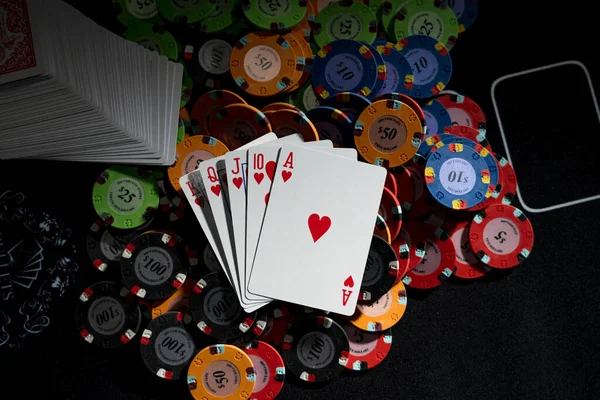 Kumarhane Masasında Poker Oyunu — Stok fotoğraf