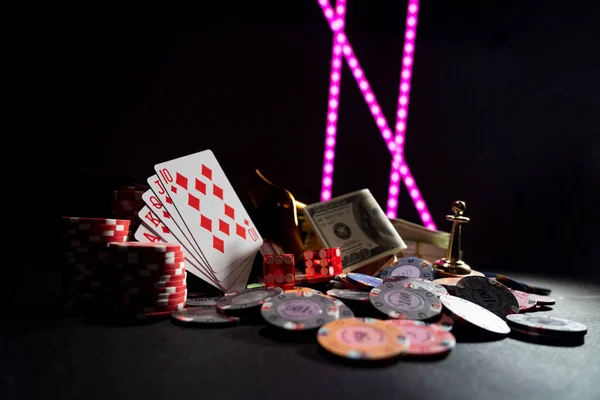 Set Casinò Con Roulette Carte Dadi Fiches Tappetino Blackjack — Foto Stock