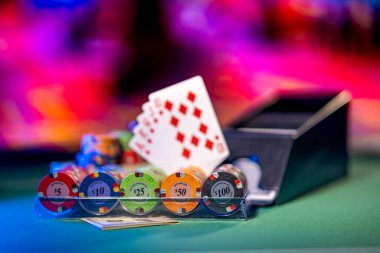 Kumarhanede yüksek bahisli poker oyunu