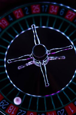 Kumarhanede rulet çarkı kapanır - Seçici Odak