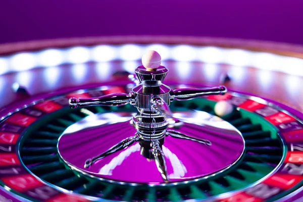 Κοντινό Ρουλέτα Ladies Pink Casino Επιλεκτική Εστίαση — Φωτογραφία Αρχείου
