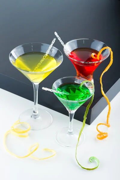 Three refreshing citrus cocktails — Stock Photo, Image