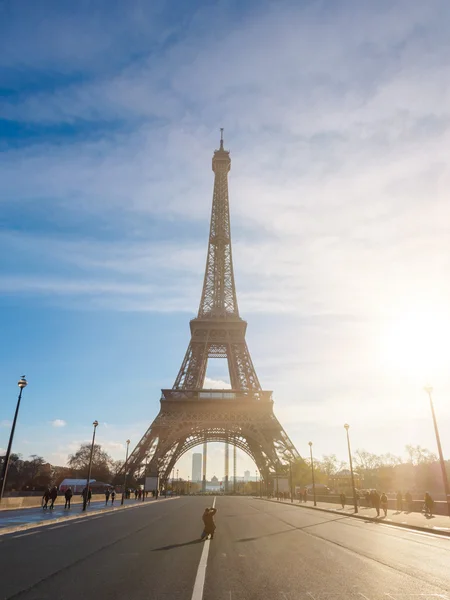 Paris 'teki Eyfel Kulesi manzarası. — Stok fotoğraf