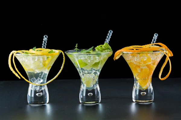 Fresh triple citrus mojito — Stock Photo, Image