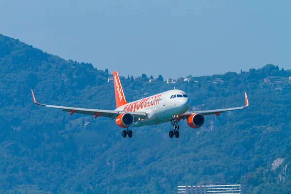 EasyJet Airbus A320 táxis — Fotografia de Stock