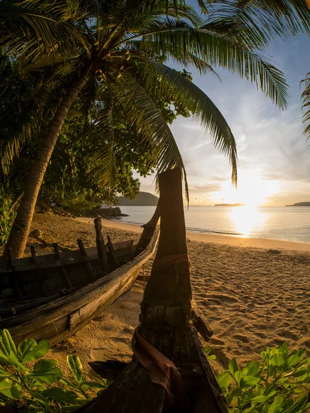 Strand in Thailand bij zonsopgang — Stockfoto