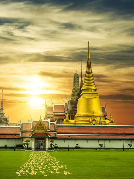 タイの寺院の壮大な宮殿、バンコク. — ストック写真