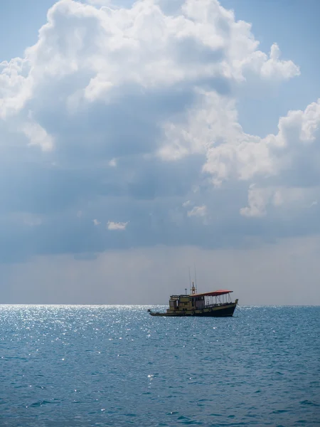 Dalgıçlar tekne Koh Tao — Stok fotoğraf