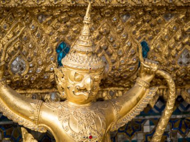 Wat Phra Kaew (tapınakta grand palace)