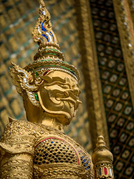 Wat Phra Kaew w Bangkoku (świątynia w grand palace) — Zdjęcie stockowe