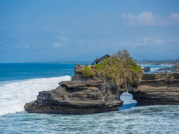 The Tanah Lot indu temple of Bali — Stock Photo, Image