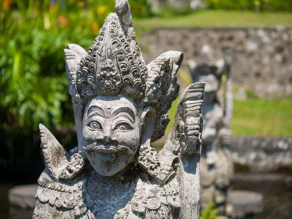 Escultura en Taman Ujung Water Palace, Bali — Foto de Stock