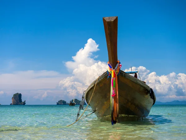 船在泰国普吉岛 — 图库照片