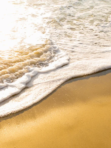 Piasek na plaży i fala — Zdjęcie stockowe