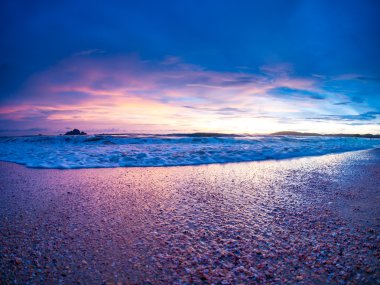 Günbatımı Ao Nang beach
